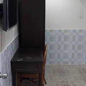 Economy Zimmer mit zwei Einzelbetten